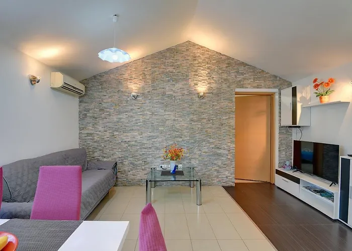 펜션 House Jasminka 메덜린